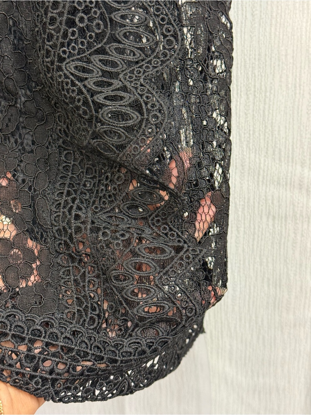Zara Black Lace Camisole with Scalloped Trim - Picture 5 of 12